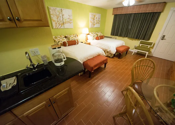 Camelot Hotel