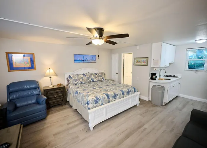 Hotel Camelot Clearwater Beach
