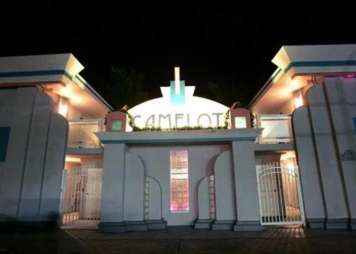 Camelot Hotel 3*