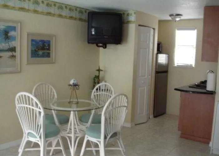 Hotel Camelot Clearwater Beach
